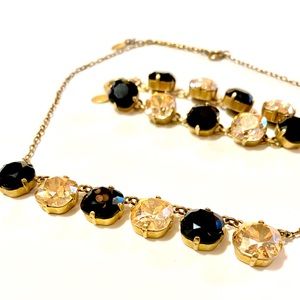 Catherine France Popesco set